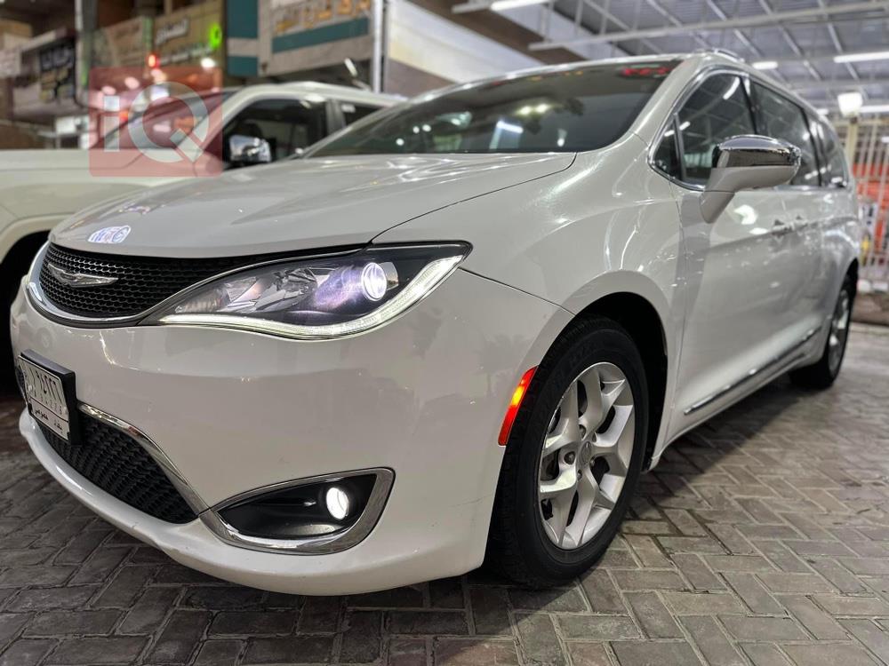 Chrysler Pacifica